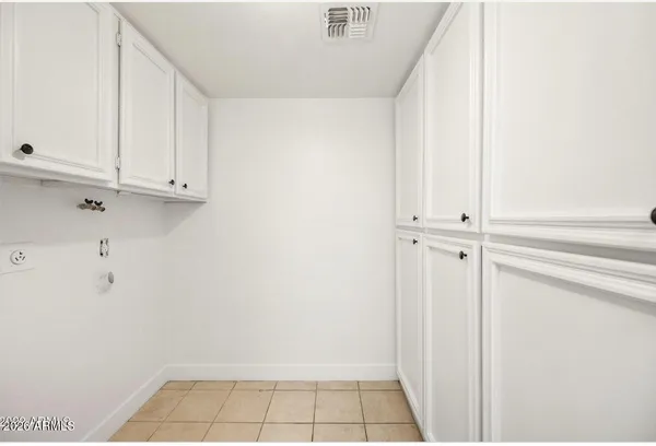 $2,500 | 2848 East Brown Road, Unit 52, Mesa, AZ 85213