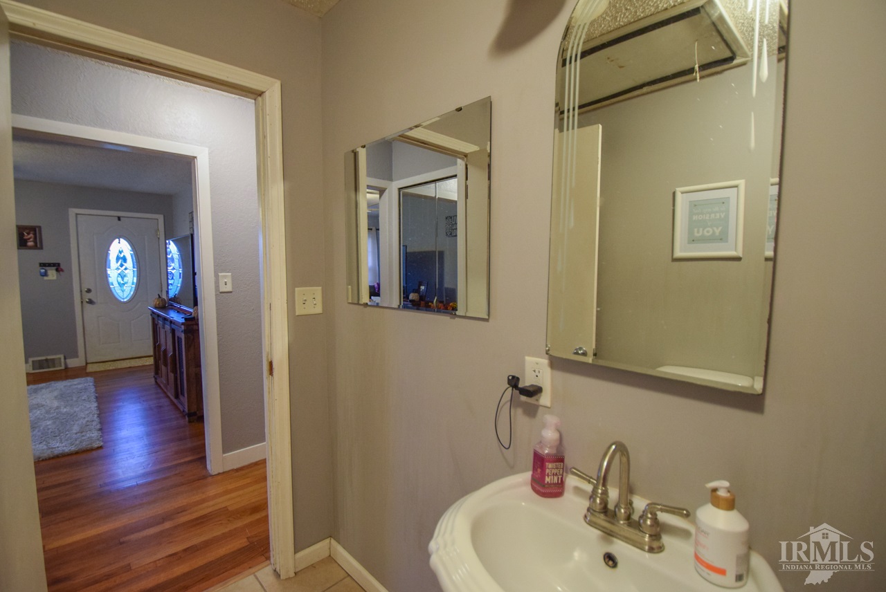 14010 West Commerce Road Daleville, IN 47334 - Photo 13 of 21 Gallery Image 13