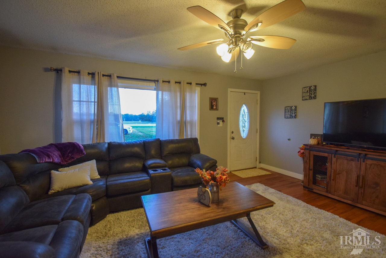 14010 West Commerce Road Daleville, IN 47334 - Photo 6 of 21 Gallery Image 6