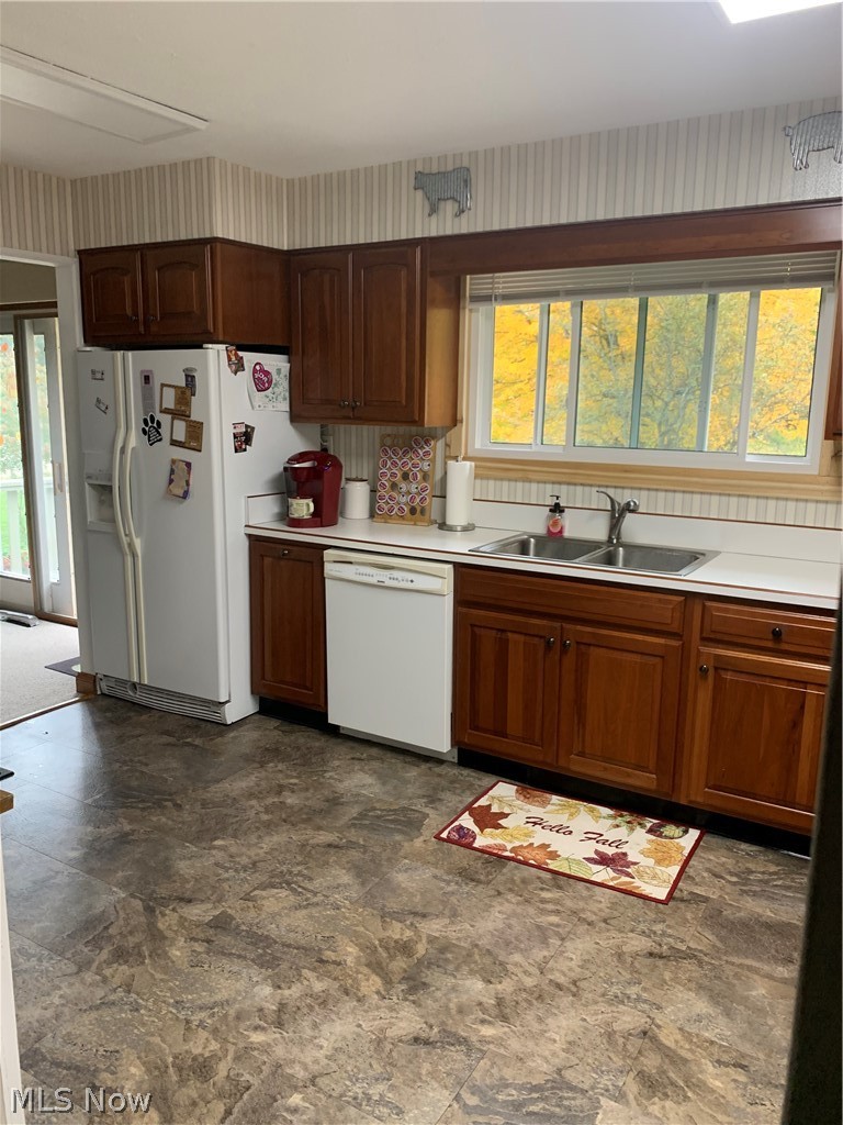 156 Bath Road Medina, OH 44256 - Photo 9 of 28 Eat In Kitchen