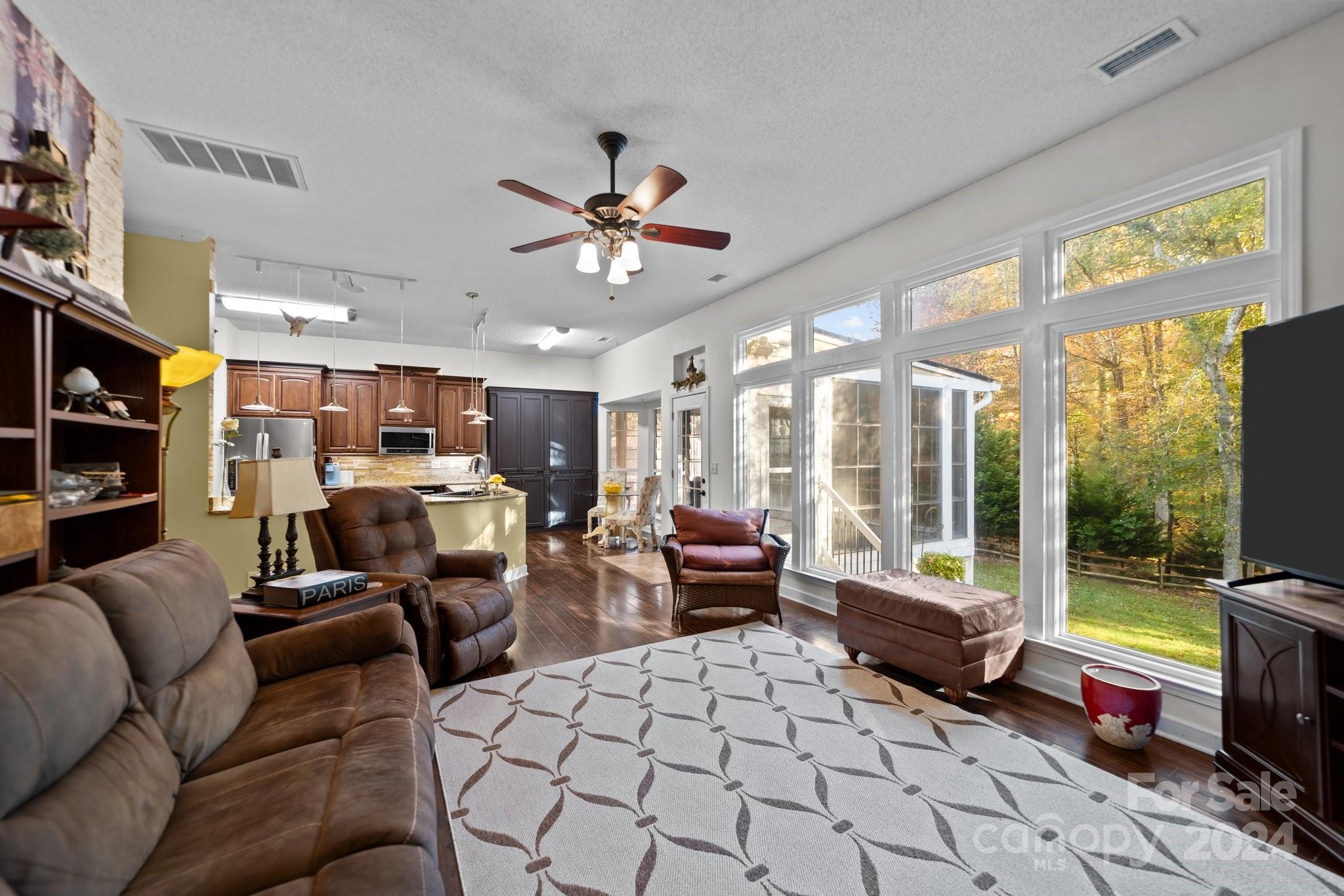 372 Reed Creek Road Mooresville, NC 28117 - Photo 11 of 38 Gallery Image 11