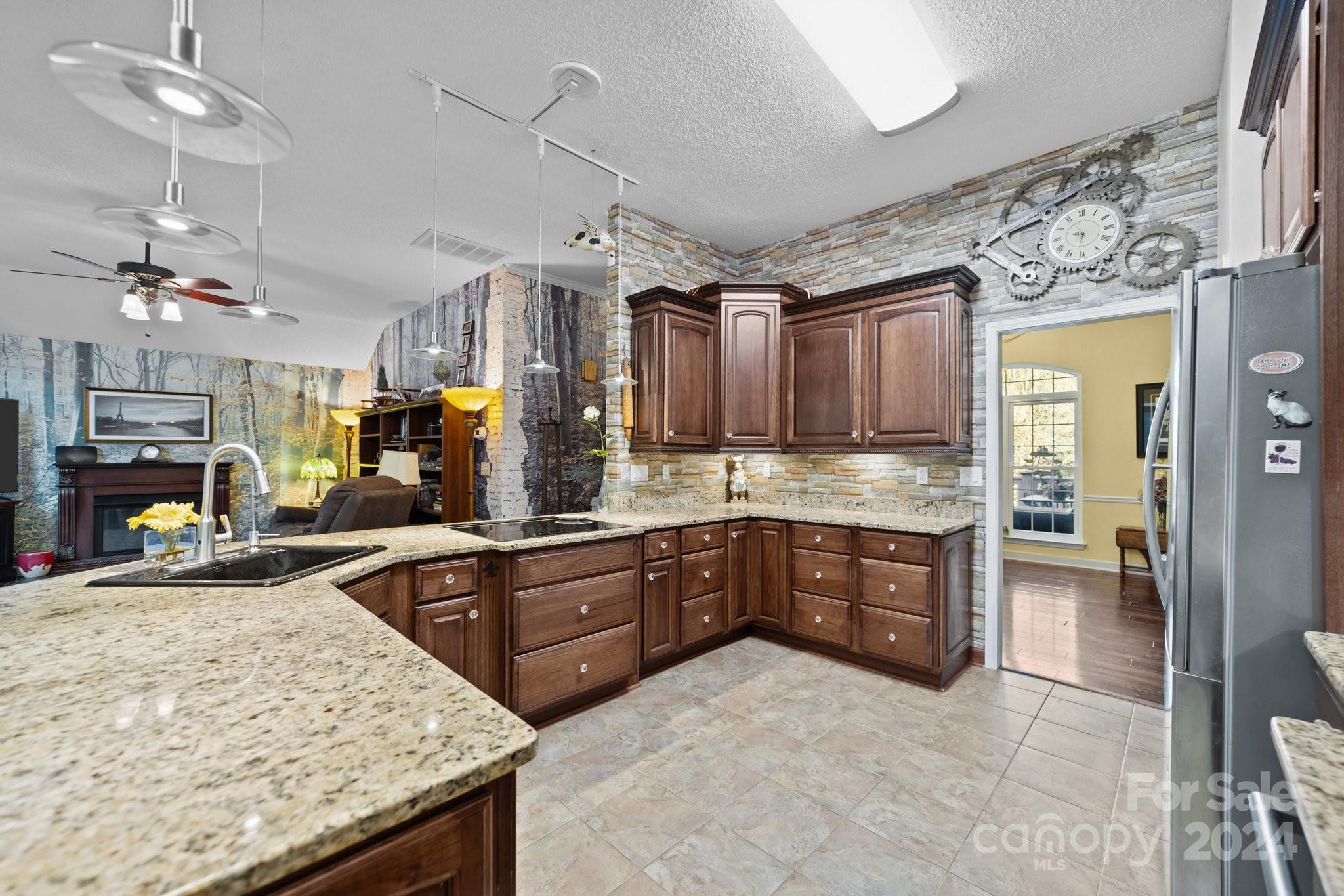 372 Reed Creek Road Mooresville, NC 28117 - Photo 15 of 38 Gallery Image 15