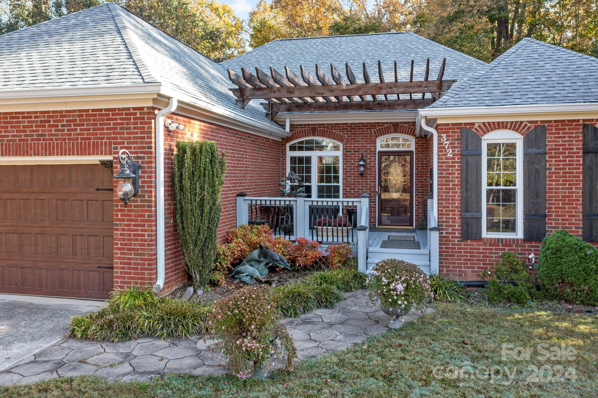 372 Reed Creek Road Mooresville, NC 28117 - Photo 4 of 38 Gallery Image 4