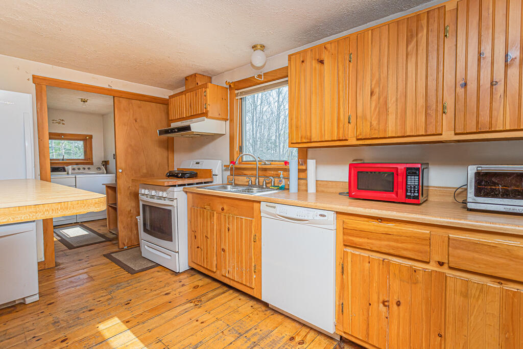 112 Weld Road Phillips, ME 04966 - Photo 5 of 43 photo (27 of 43)
