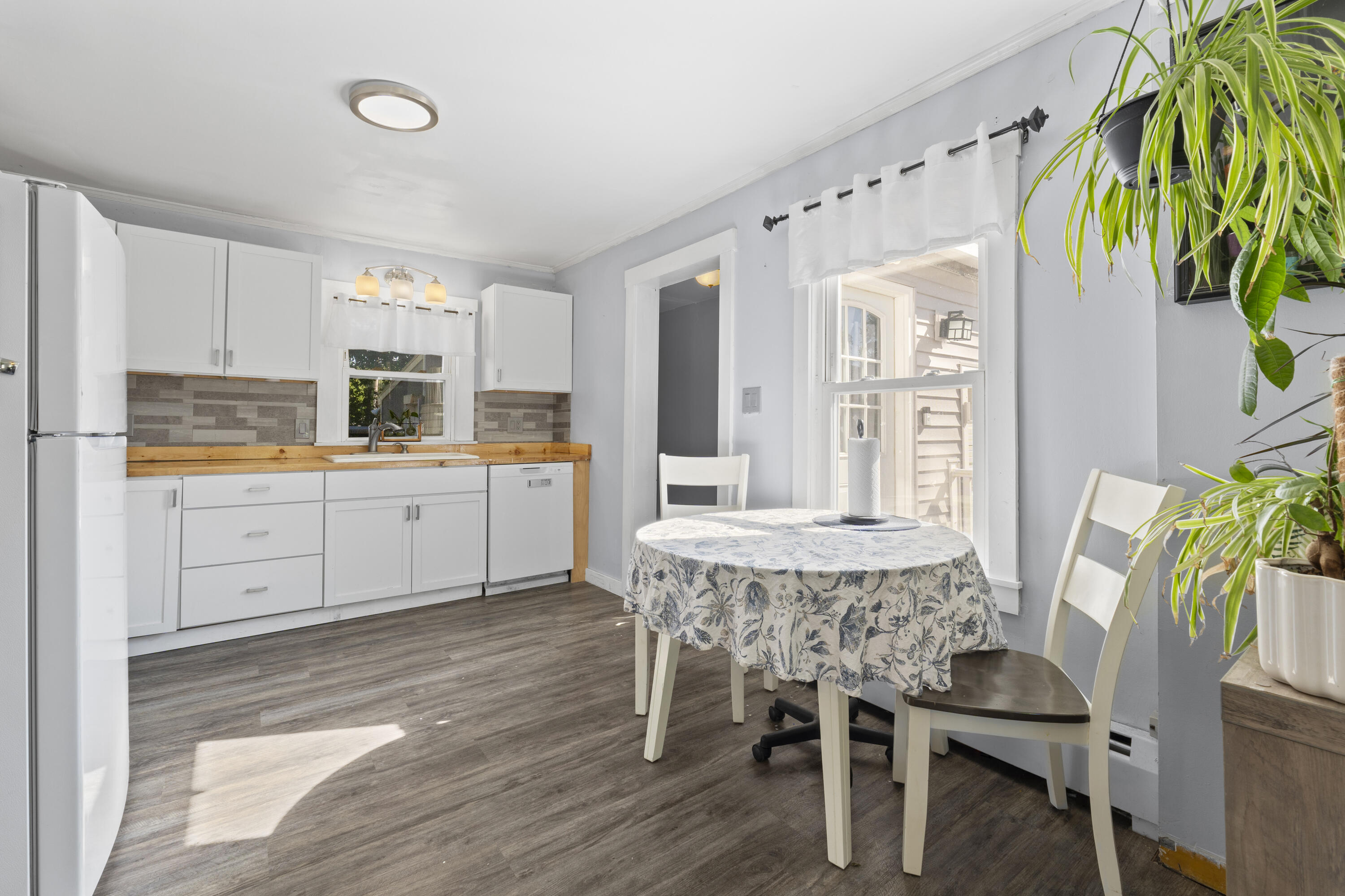 31 Bonython Avenue Saco, ME 04072 - Photo 13 of 52 31 Bonython Ave_111