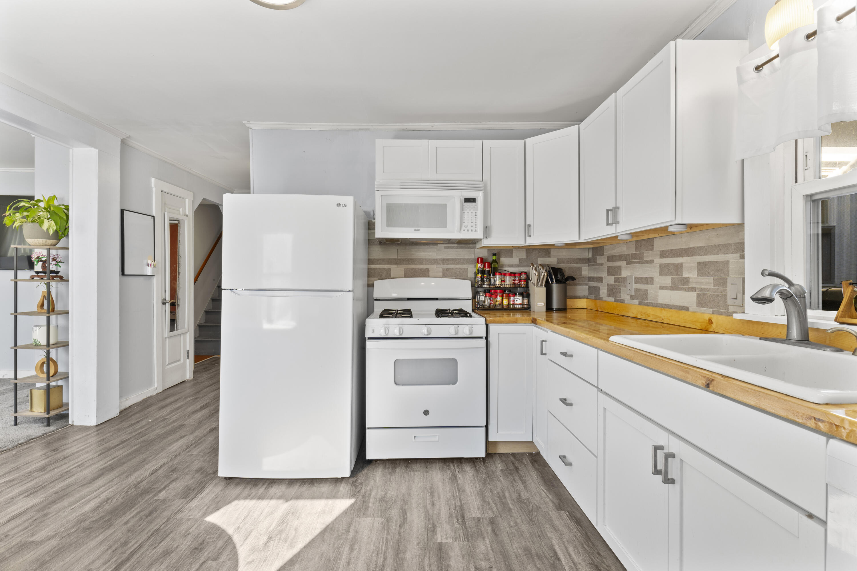 31 Bonython Avenue Saco, ME 04072 - Photo 16 of 52 31 Bonython Ave_114