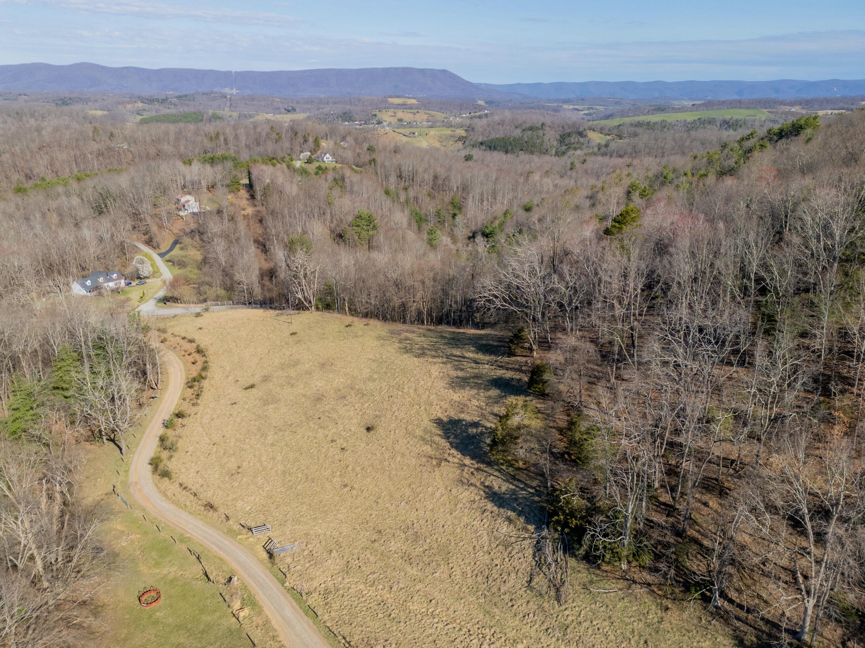 1551 Springdale Road Pearisburg, VA 24134 - Photo 54 of 68 tempImageeIbpt1