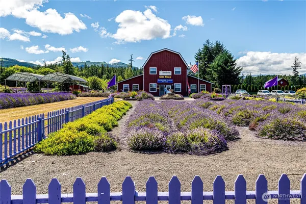 $1,440,000 | 274154 Highway 101, Sequim, WA 98382