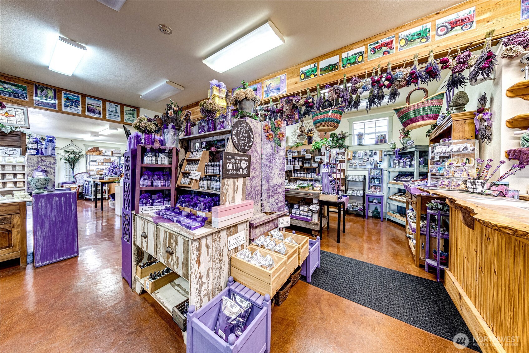 274154 Highway 101 Sequim, WA 98382 - Photo 15 of 39