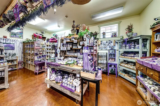 $1,440,000 | 274154 Highway 101, Sequim, WA 98382