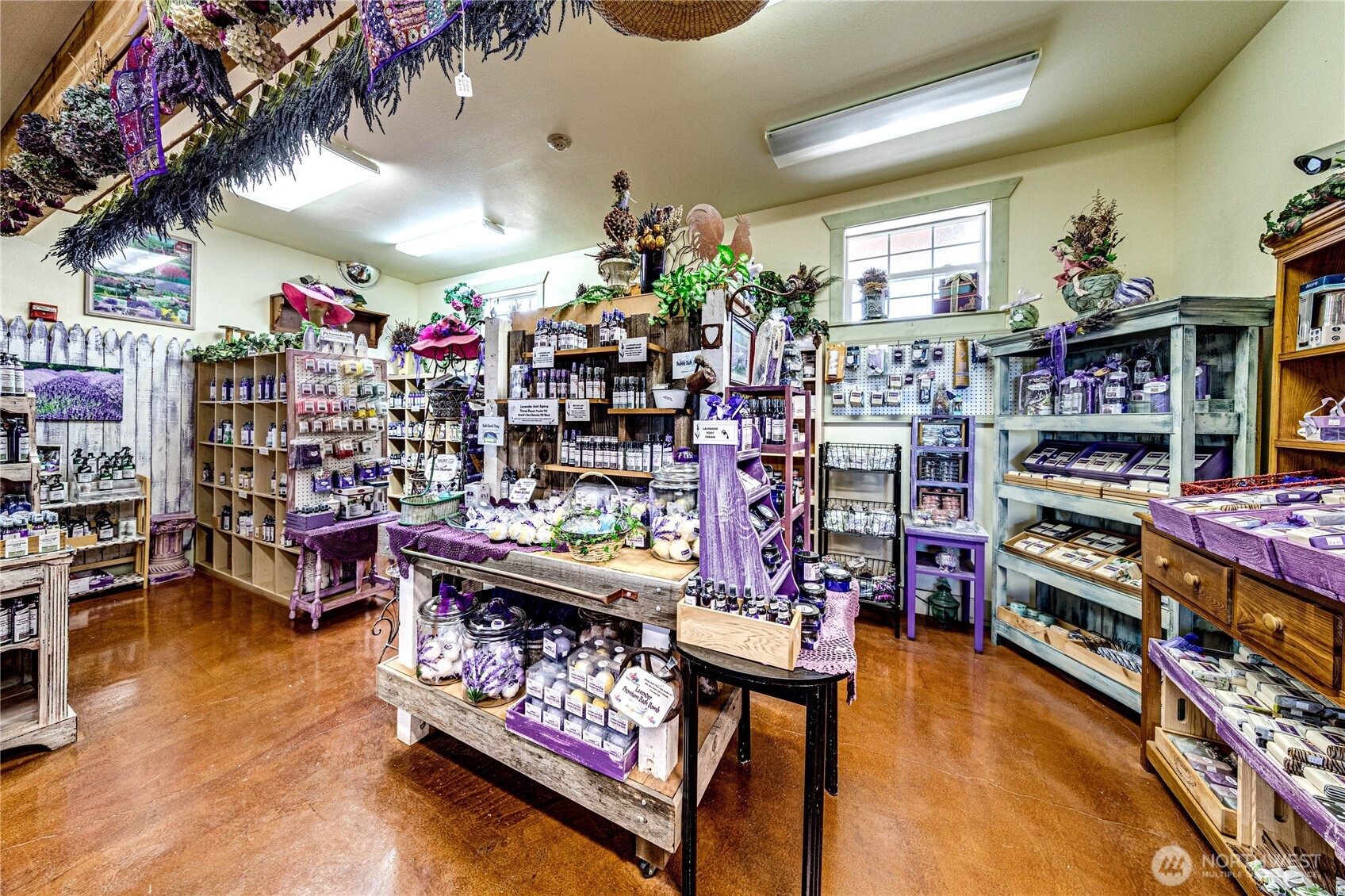 274154 Highway 101 Sequim, WA 98382 - Photo 16 of 39