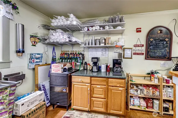 $1,440,000 | 274154 Highway 101, Sequim, WA 98382