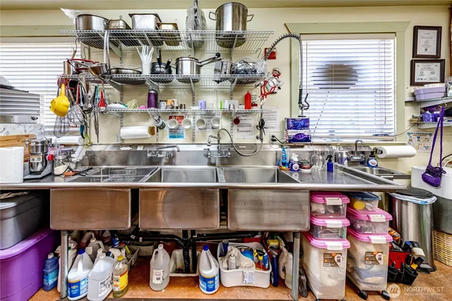 $1,440,000 | 274154 Highway 101, Sequim, WA 98382