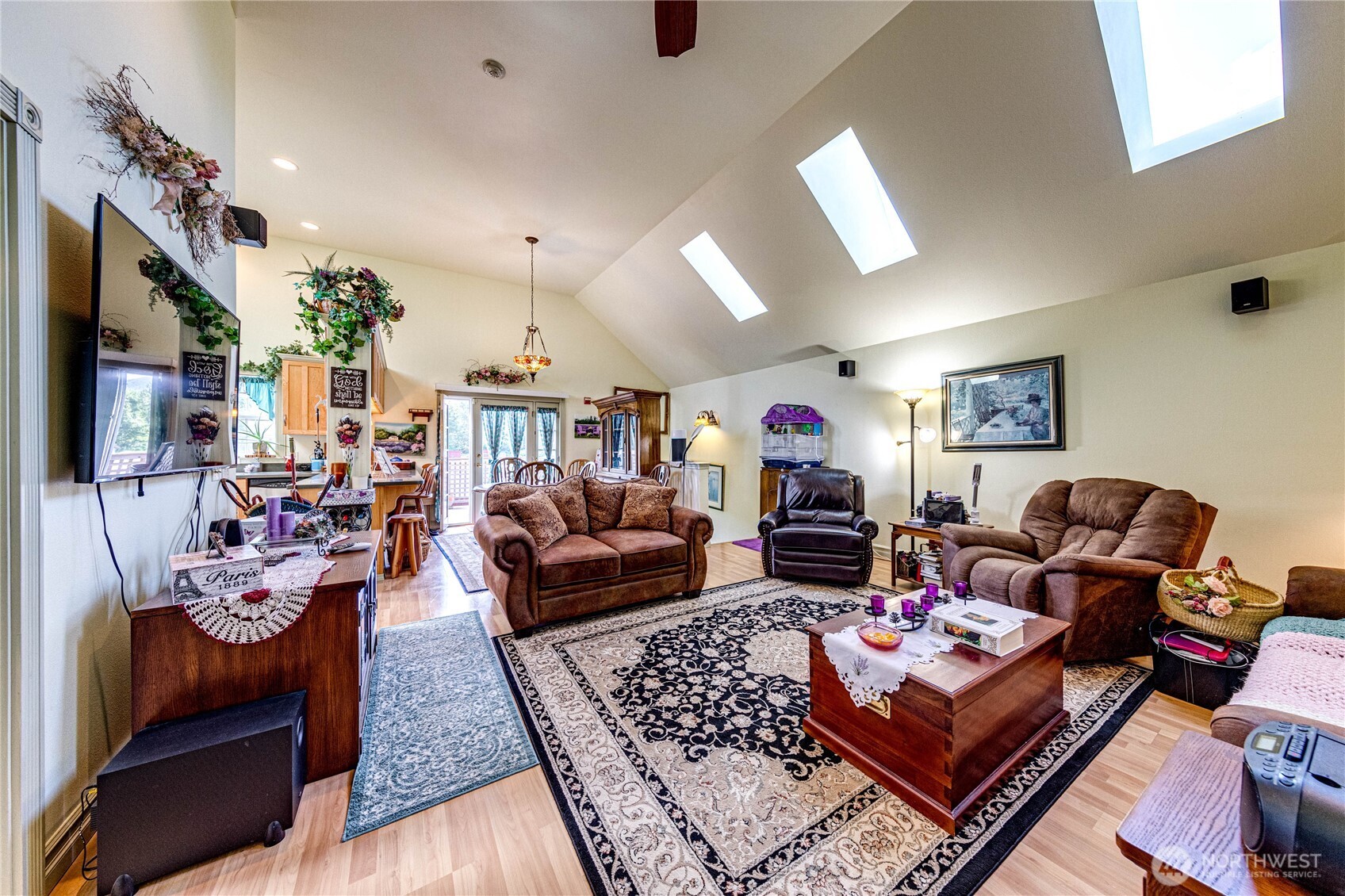 274154 Highway 101 Sequim, WA 98382 - Photo 26 of 39