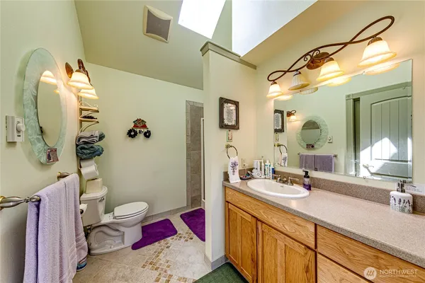 $1,440,000 | 274154 Highway 101, Sequim, WA 98382
