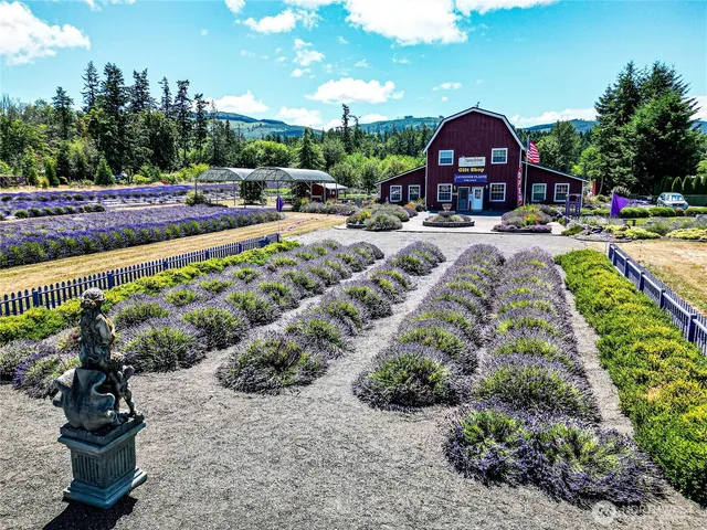 $1,440,000 | 274154 Highway 101, Sequim, WA 98382