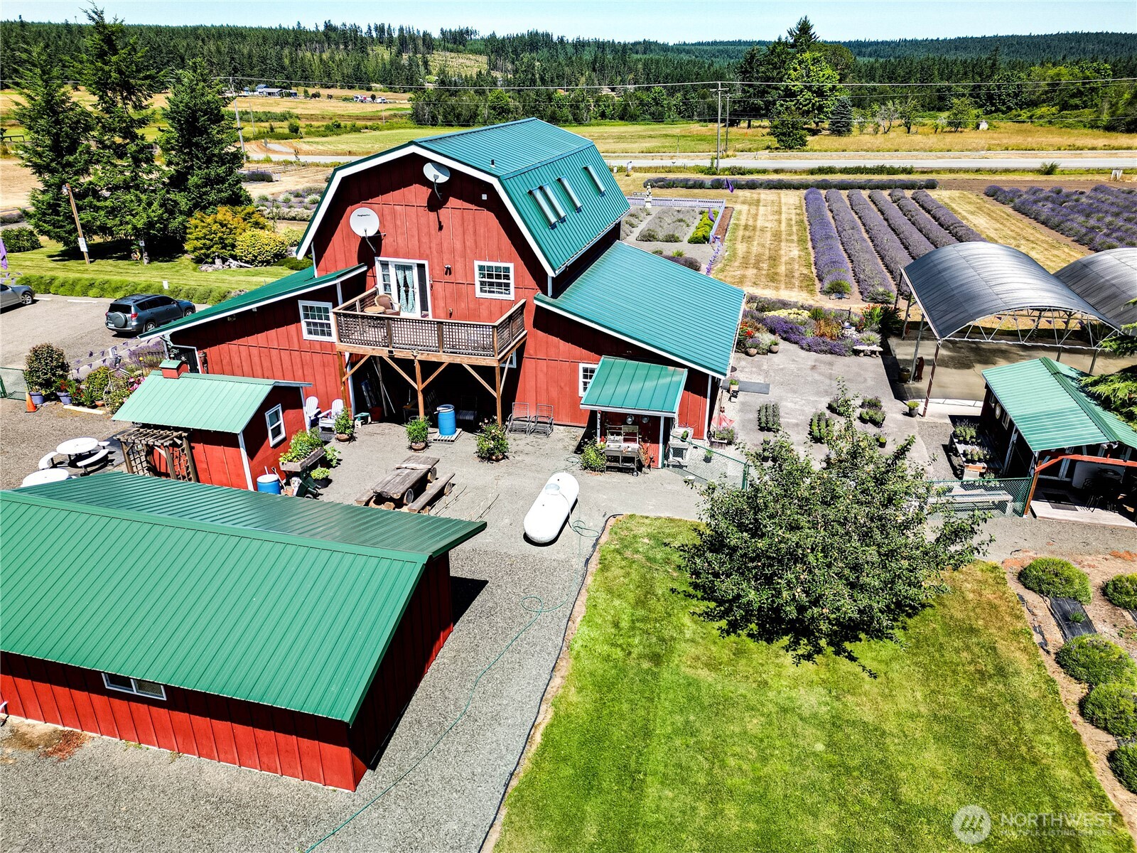 274154 Highway 101 Sequim, WA 98382 - Photo 9 of 39