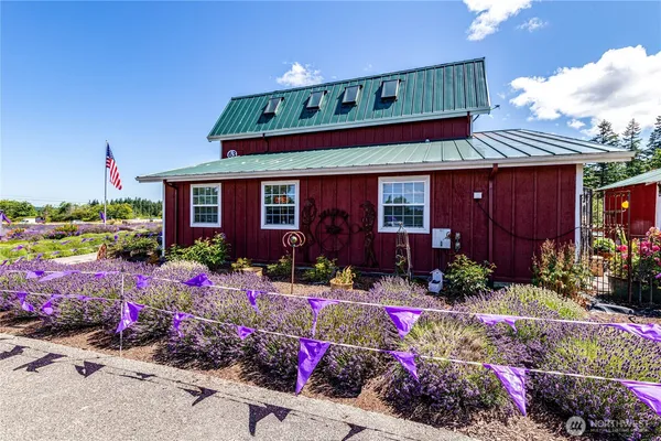 $1,440,000 | 274154 Highway 101, Sequim, WA 98382