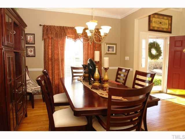 10012 Wyngate Ridge Drive Raleigh, NC 27617 - Photo 2 of 12 Gallery Image 2