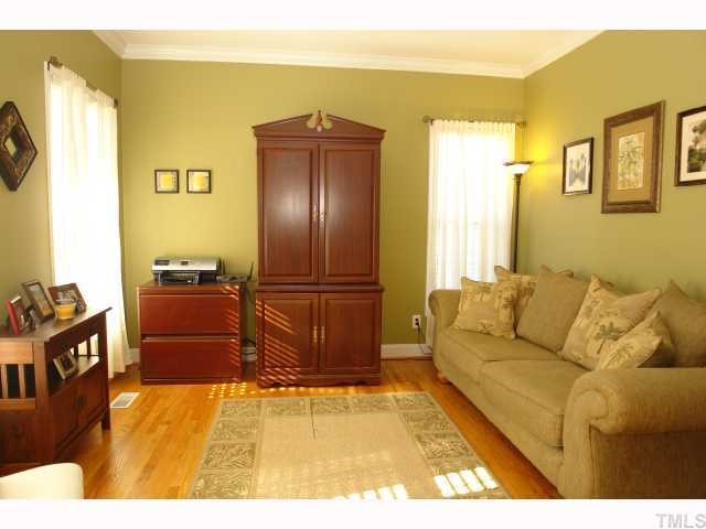 10012 Wyngate Ridge Drive Raleigh, NC 27617 - Photo 3 of 12 Gallery Image 3