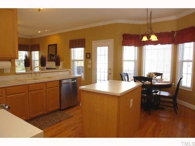 10012 Wyngate Ridge Drive Raleigh, NC 27617 - Photo 6 of 12 Gallery Image 6