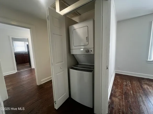 $1,550 | 202 Meares Street, Wilmington, NC 28401