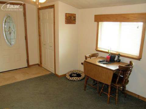 2384 North Ridge Road Chesaning, MI 48616 - Photo 10 of 17 20398350-9.JPG