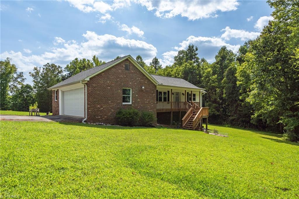 5597 Wagoner Road Trinity, NC 27370 - Photo 4 of 41