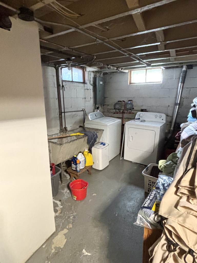3956 North 60th Street Milwaukee, WI 53216 - Photo 14 of 20 Laundry Area