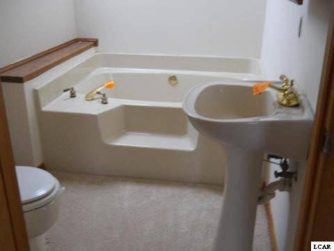 14479 Hudson Road Hudson, MI 49247 - Photo 9 of 9 20106157-8.JPG
