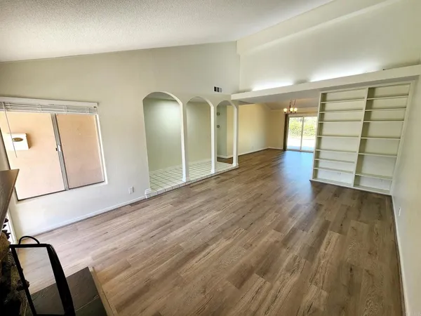 $5,200 | 80 North Lucas Court, Thousand Oaks, CA 91320