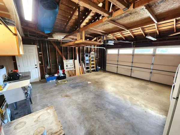 $5,200 | 80 North Lucas Court, Thousand Oaks, CA 91320