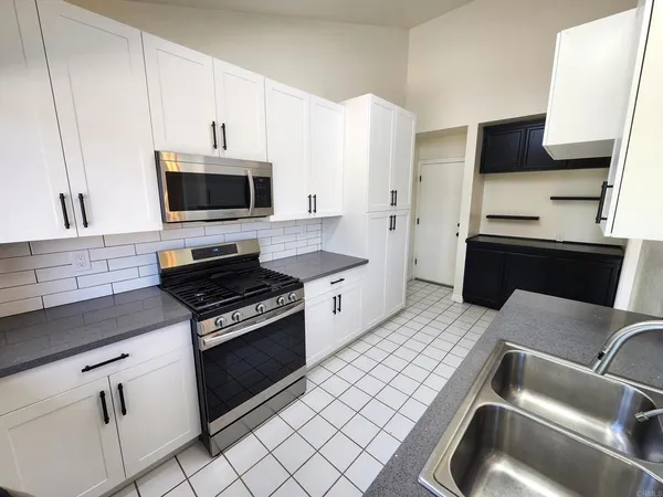 $5,200 | 80 North Lucas Court, Thousand Oaks, CA 91320