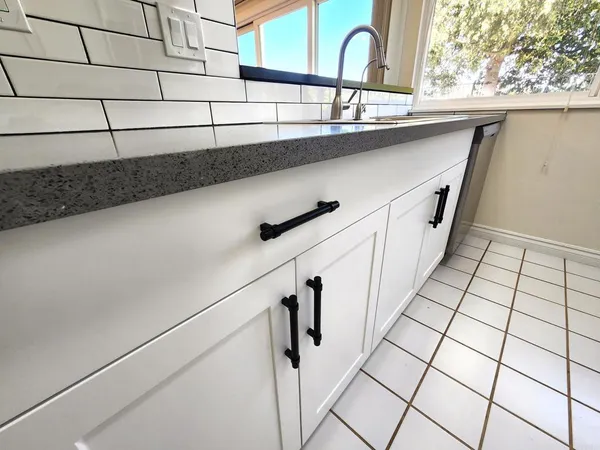 $5,200 | 80 North Lucas Court, Thousand Oaks, CA 91320