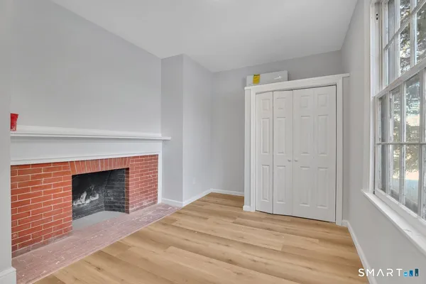 $1,900 | 192 Hartford Road, Unit B, Manchester, CT 06040