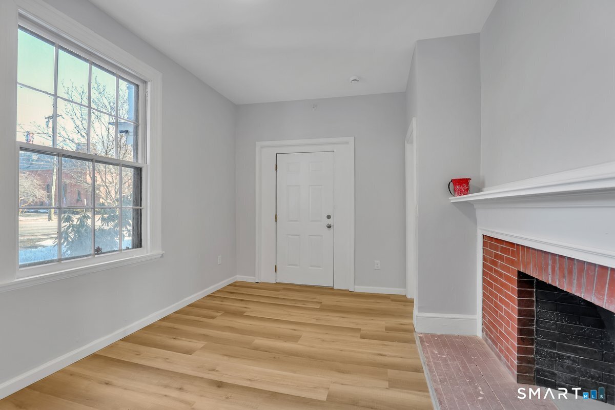 192 Hartford Road, Unit B Manchester, CT 06040 - Photo 5 of 10