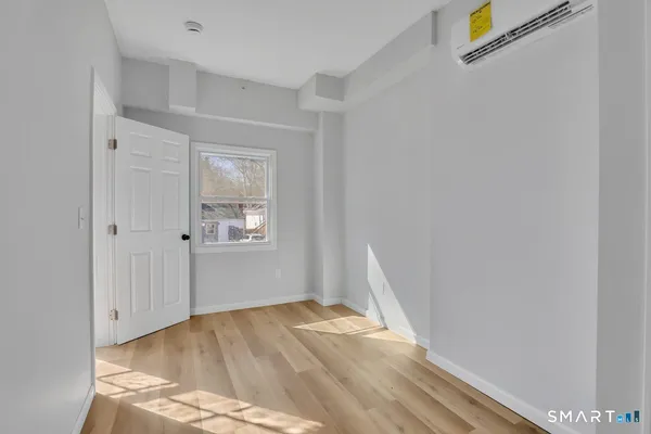 $1,900 | 192 Hartford Road, Unit B, Manchester, CT 06040