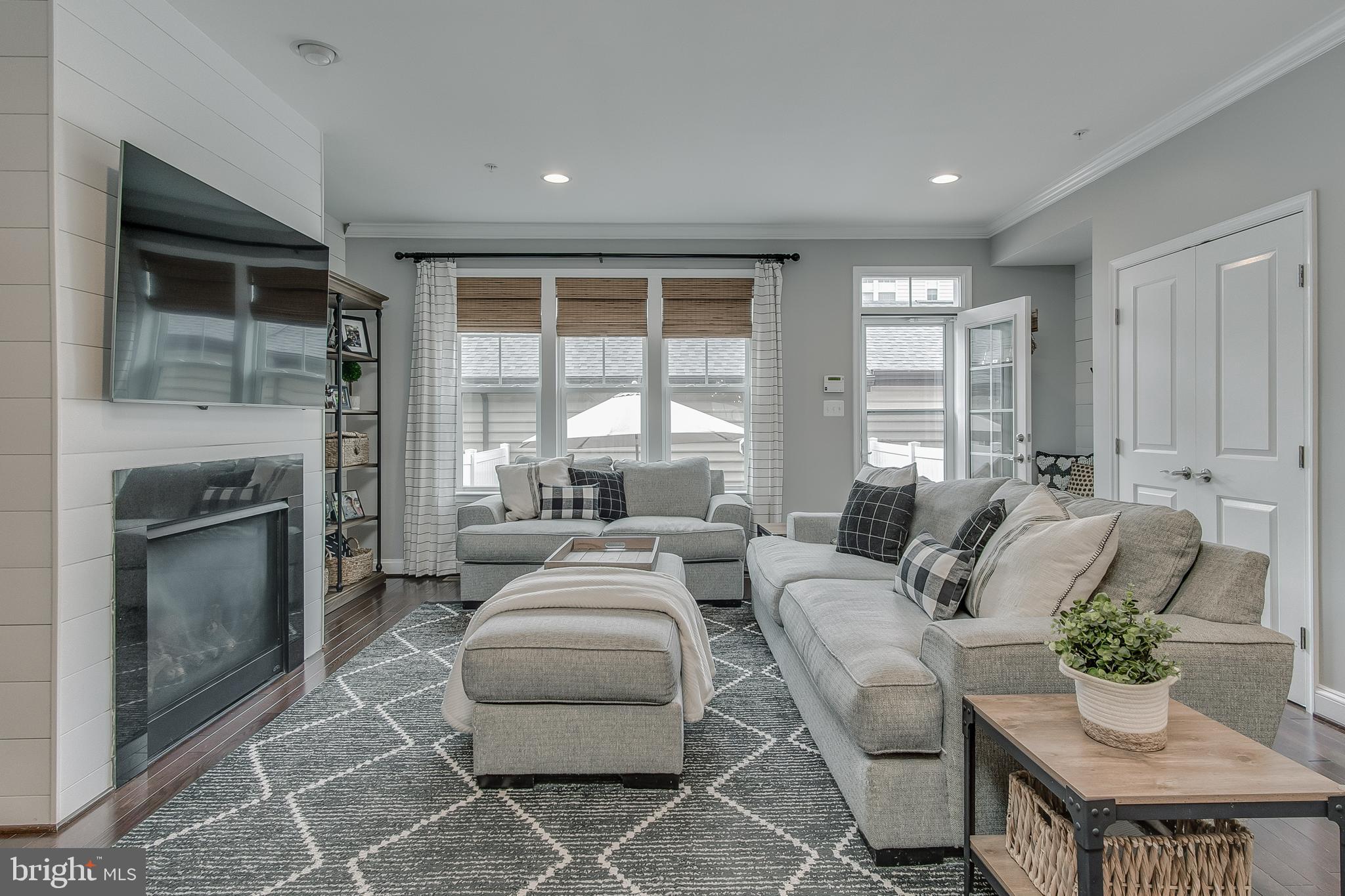 1123 Holden Road Frederick, MD 21701 - Photo 7 of 51