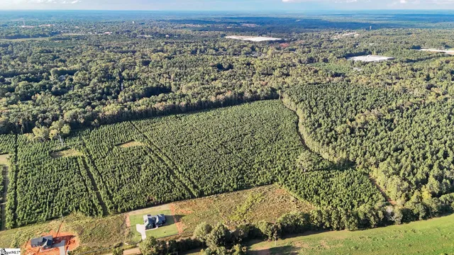 $210,000 | 695 Young Road, Clinton, SC 29325