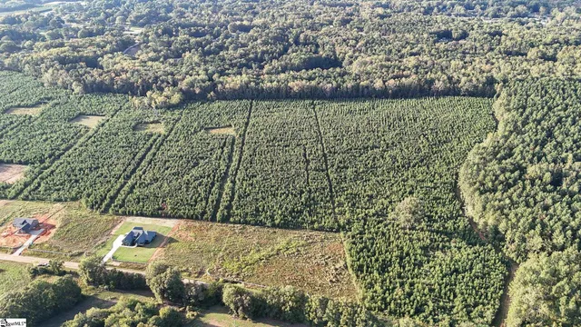 $210,000 | 695 Young Road, Clinton, SC 29325