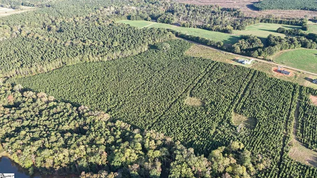 $210,000 | 695 Young Road, Clinton, SC 29325