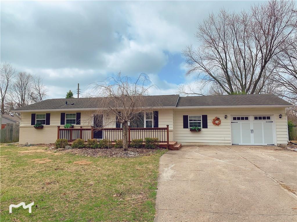 10816 Ruckle Street Indianapolis, IN 46280 - Photo 1 of 17 Gallery Image 1