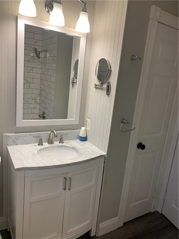 10816 Ruckle Street Indianapolis, IN 46280 - Photo 9 of 17 Gallery Image 9