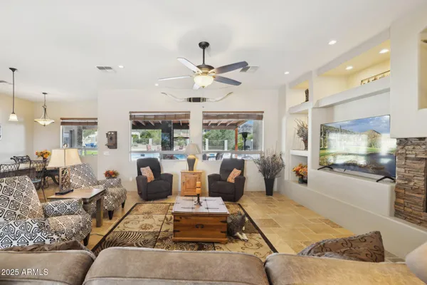 $925,000 | 103 South Sixshooter Road, Apache Junction, AZ 85119