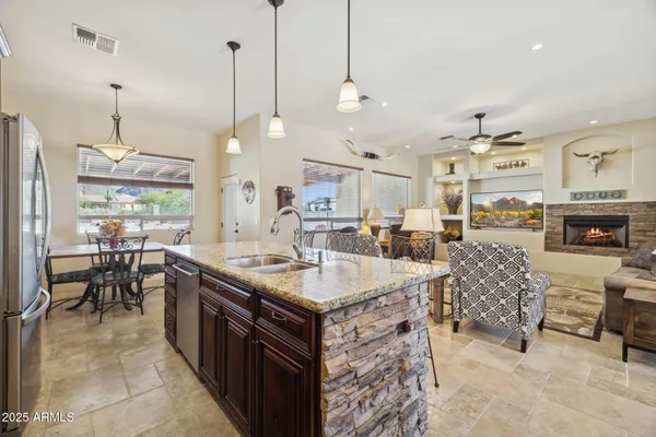 $925,000 | 103 South Sixshooter Road, Apache Junction, AZ 85119