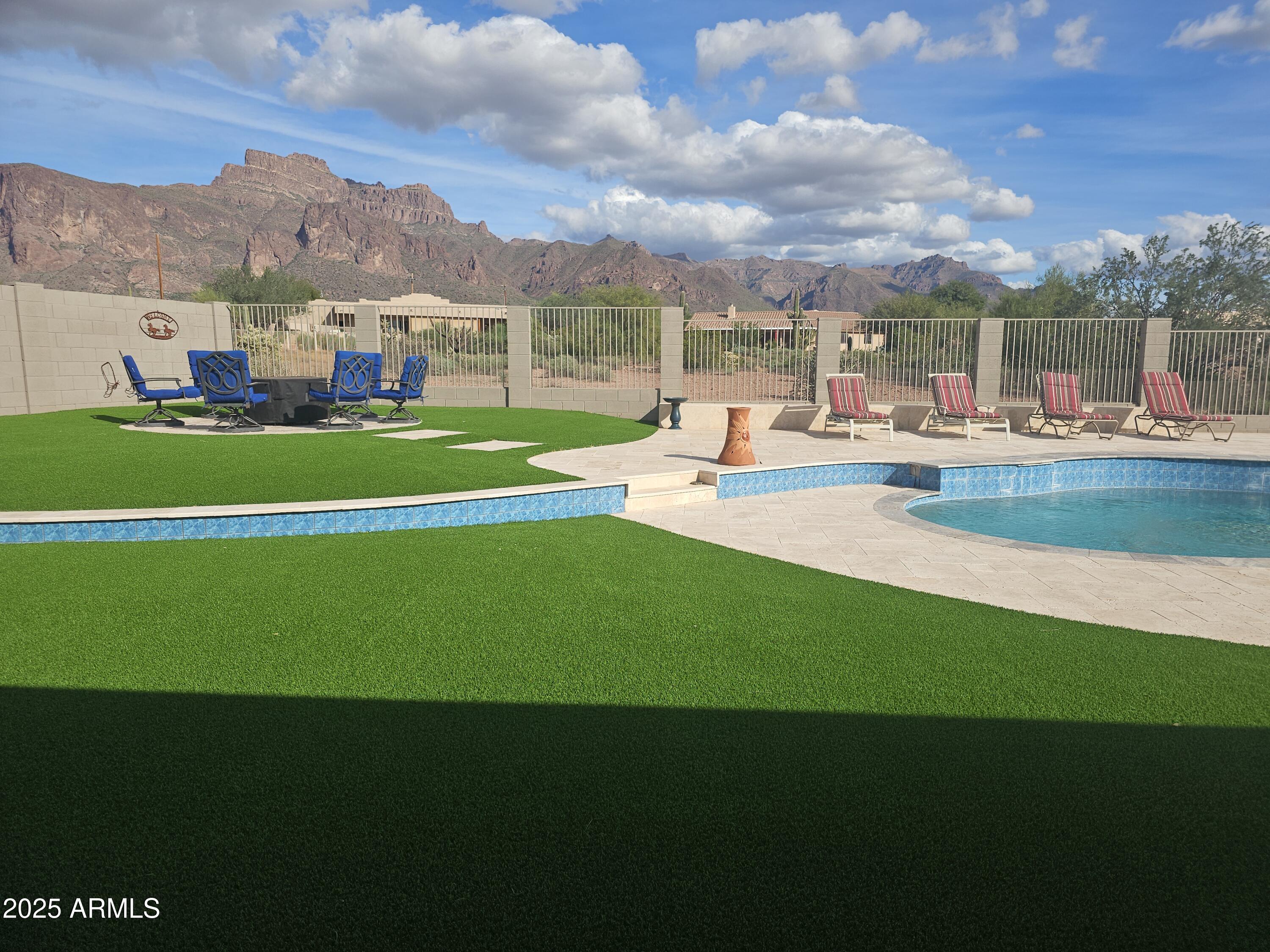 103 South Sixshooter Road Apache Junction, AZ 85119 - Photo 2 of 66 Unobstructed Views all day!