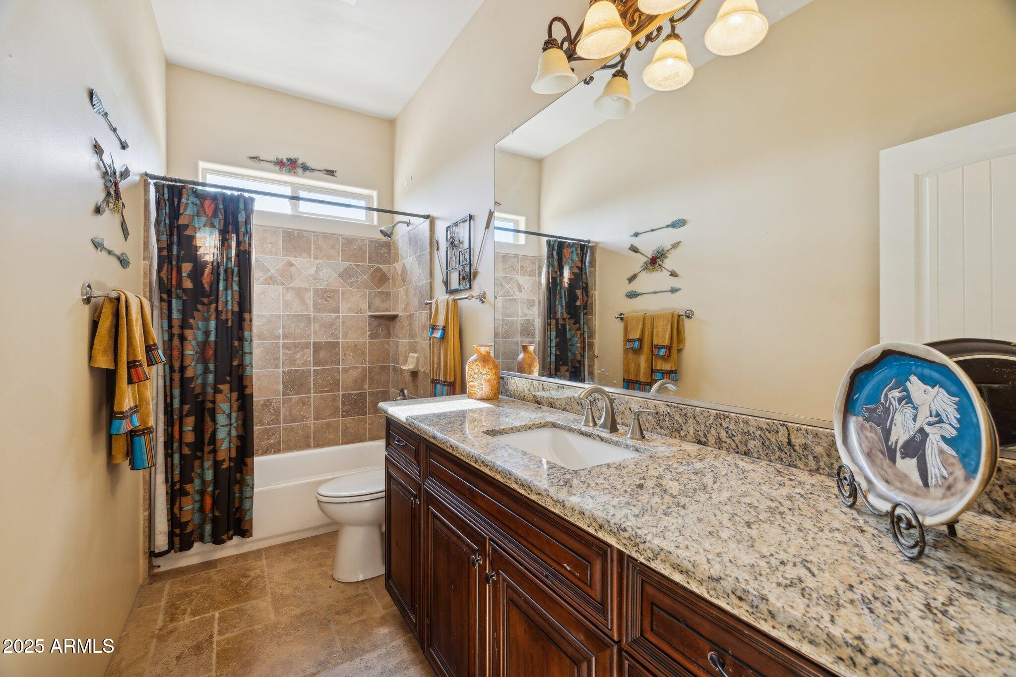 103 South Sixshooter Road Apache Junction, AZ 85119 - Photo 47 of 66 Guest Bathroom