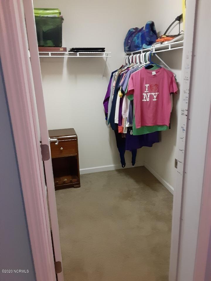209 Hall Road Newport, NC 28570 - Photo 19 of 42 Walk-In