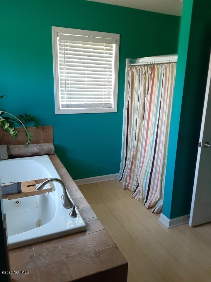 209 Hall Road Newport, NC 28570 - Photo 24 of 42 Master Bath