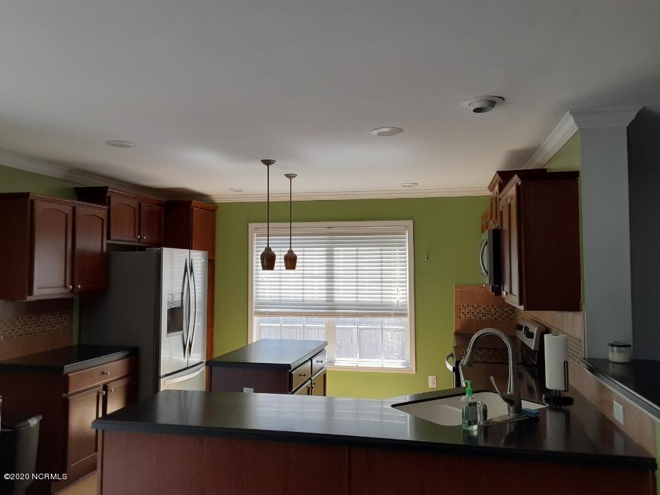 209 Hall Road Newport, NC 28570 - Photo 9 of 42 Kitchen